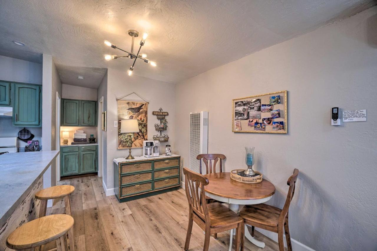 Central Williams Studio With Fireplace On Route 66! Apartment ภายนอก รูปภาพ