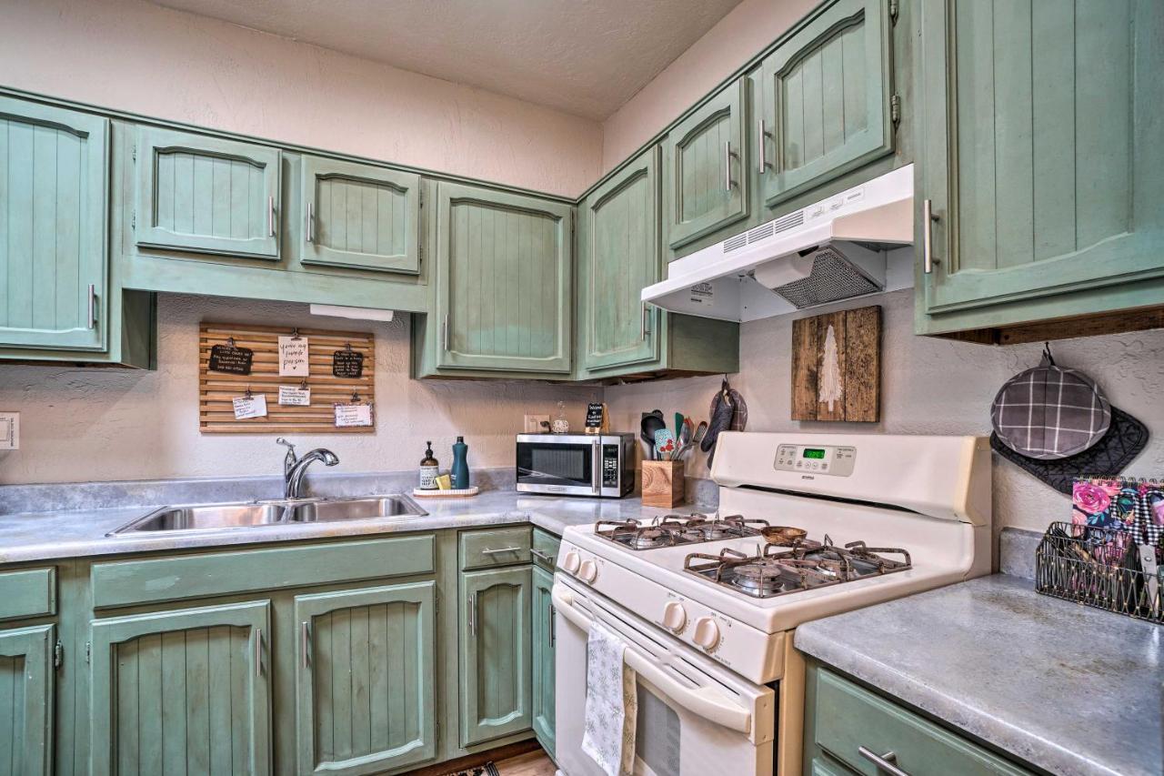 Central Williams Studio With Fireplace On Route 66! Apartment ภายนอก รูปภาพ