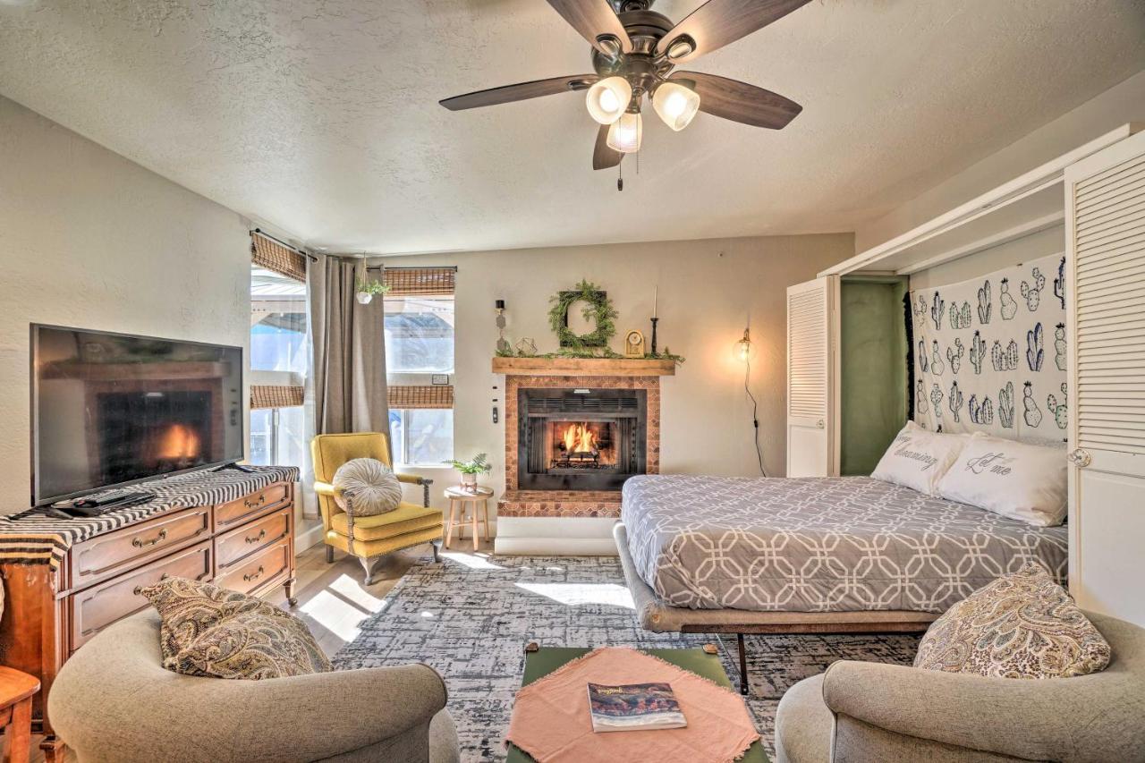 Central Williams Studio With Fireplace On Route 66! Apartment ภายนอก รูปภาพ
